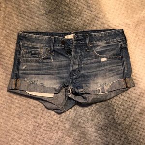 Abercrombie shorts!